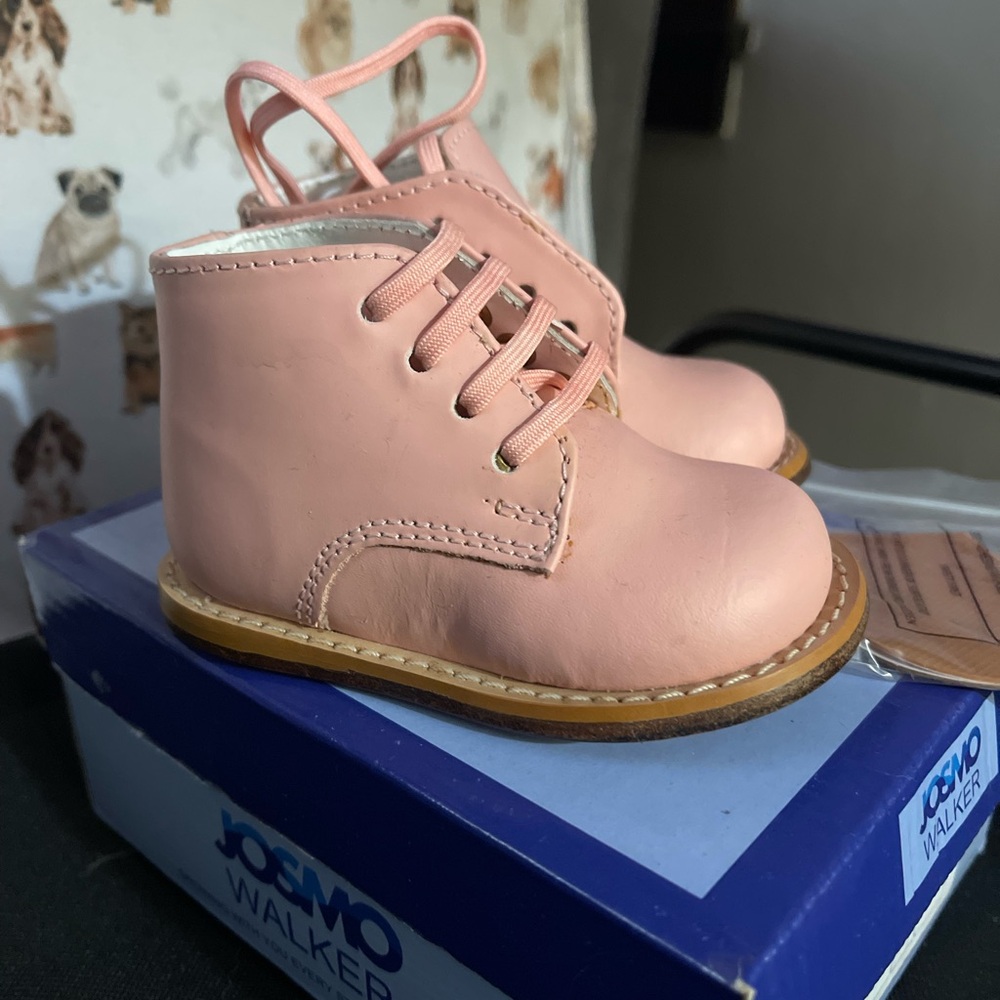 Josmo Oxford girls pink boots SZ 2.5 never worn comes w/box and additional soles